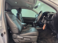REVO SMART CAB 2.4 Z EDITION ENTRY M/T (หน้าใหม่)