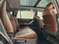 INNOVA 2.0 Zenix HEV Premium A/T