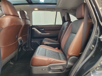 INNOVA 2.0 Zenix HEV Premium A/T