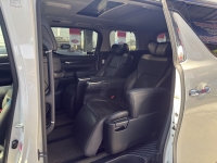 VELLFIRE 2.5 A/T