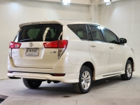 INNOVA 2.8 G CRYSTA A/T