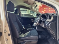 INNOVA 2.8 G CRYSTA A/T