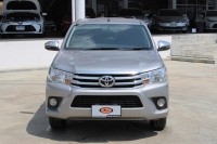 REVO D-CAB 2.4 E M/T มีหลังคาแครี่บอย