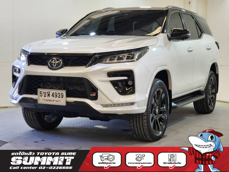 FORTUNER 2.8 GR SPORT 4WD A/T (BLACK TOP)